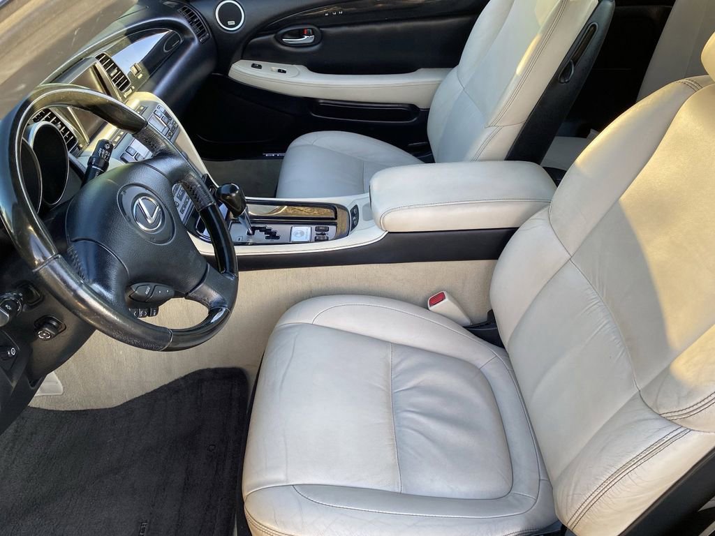 Used 2009 Lexus SC 430 Convertible image 17