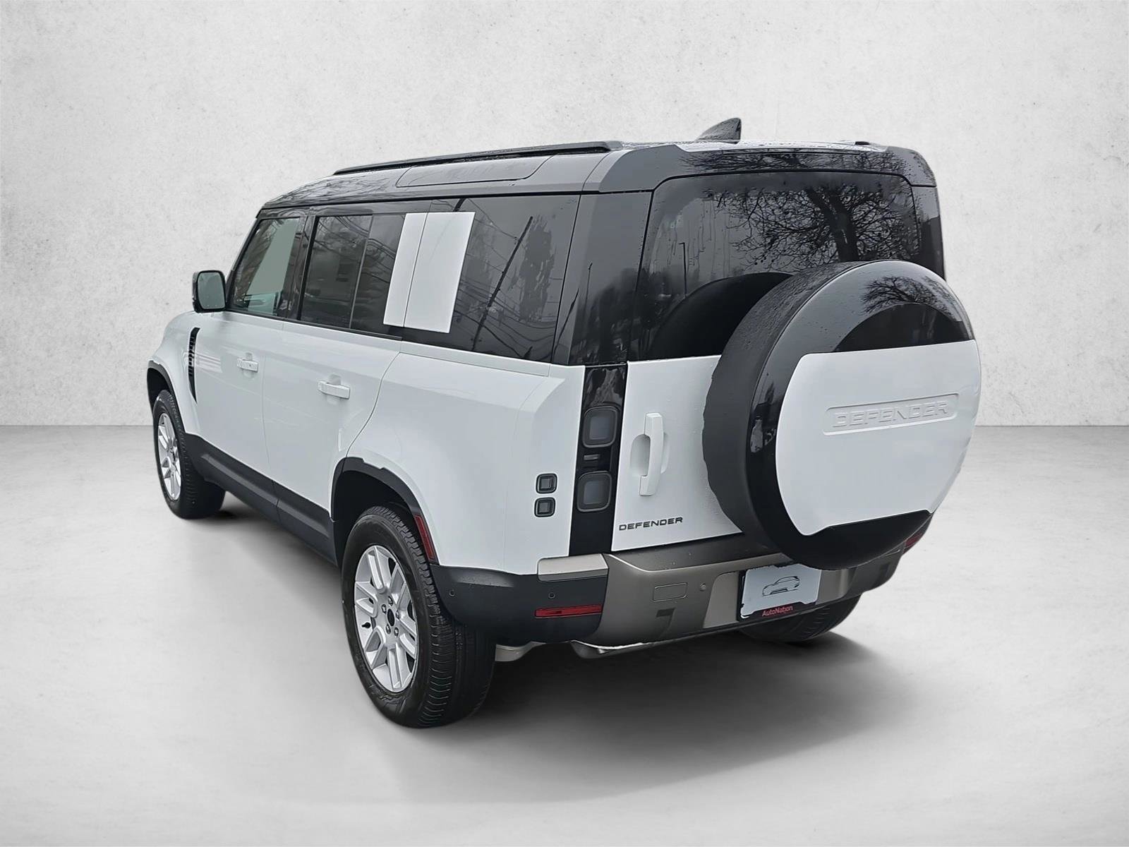New 2026 Land Rover Defender 110 S AWD/4WD image 7