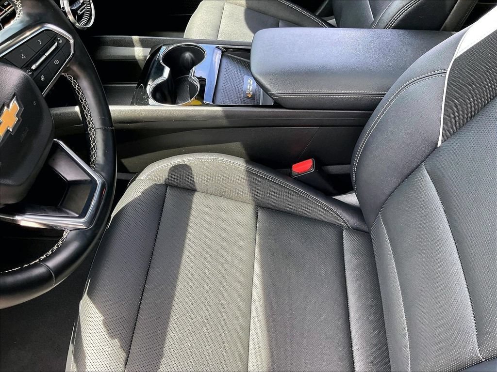 Used 2024 Chevrolet Blazer EV LT AWD/4WD image 20
