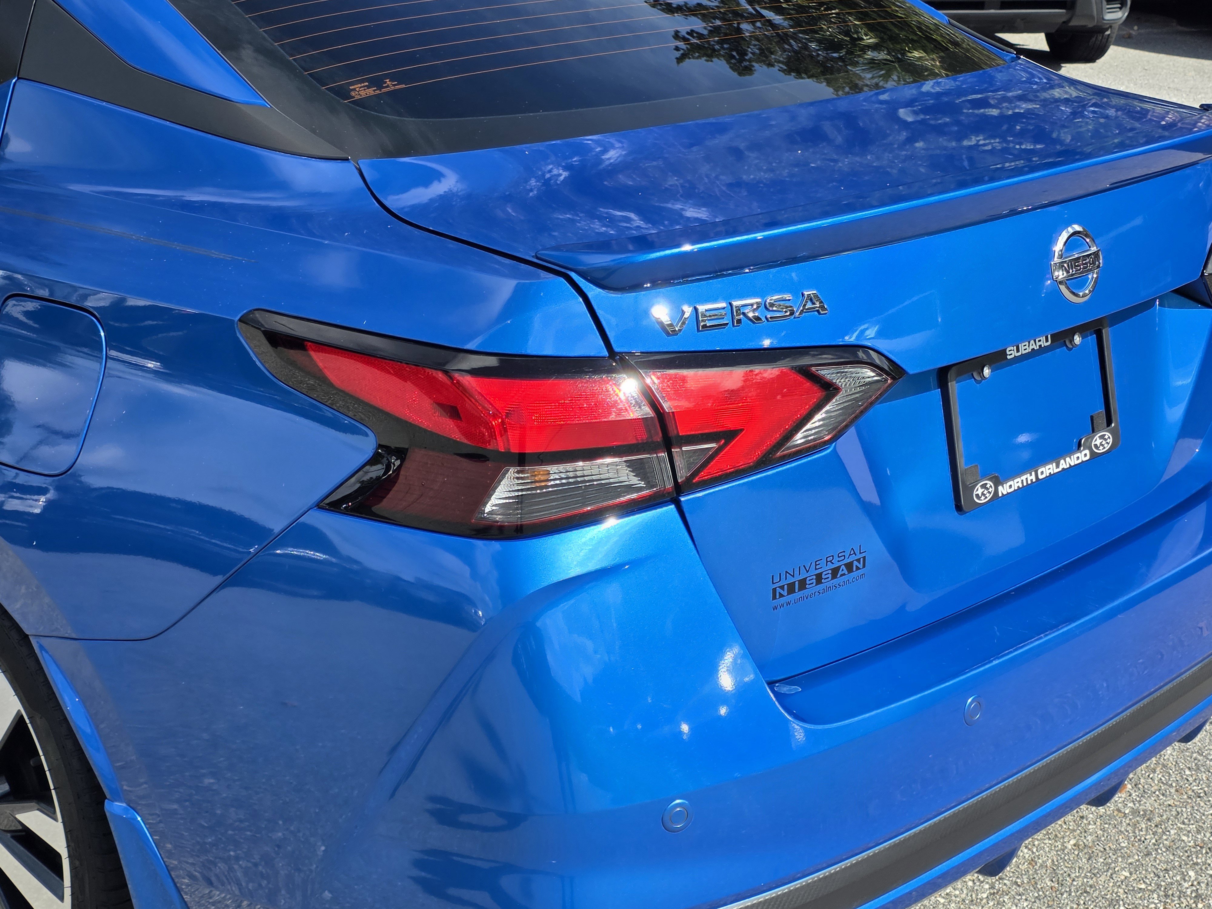 Used 2020 Nissan Versa SR w/ Convenience Package image 7