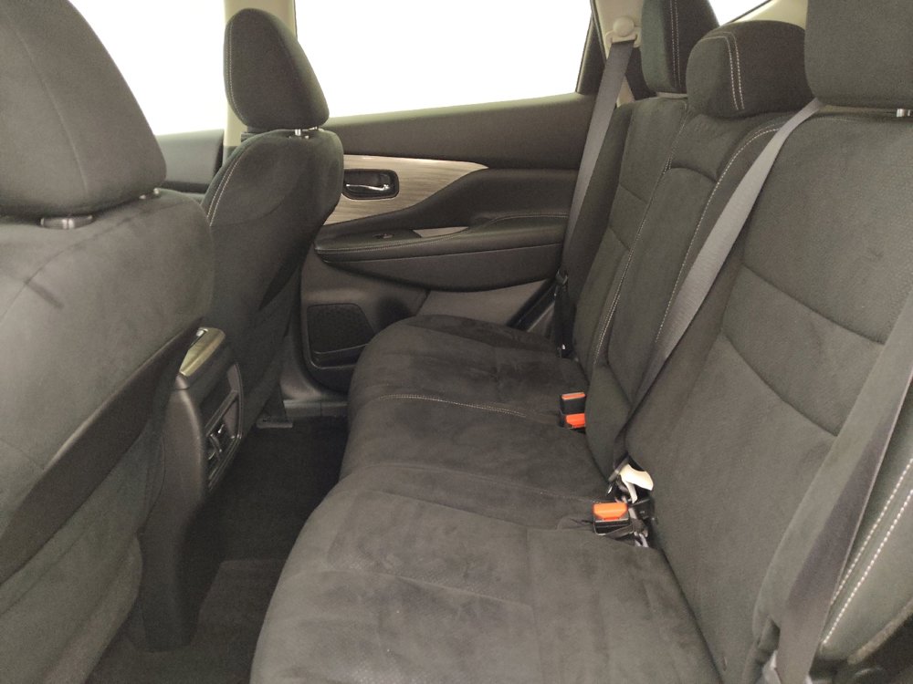 Used 2017 Nissan Murano S image 18