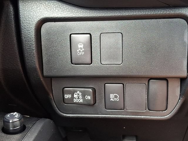 Certified 2023 Toyota Tacoma SR AWD/4WD image 23