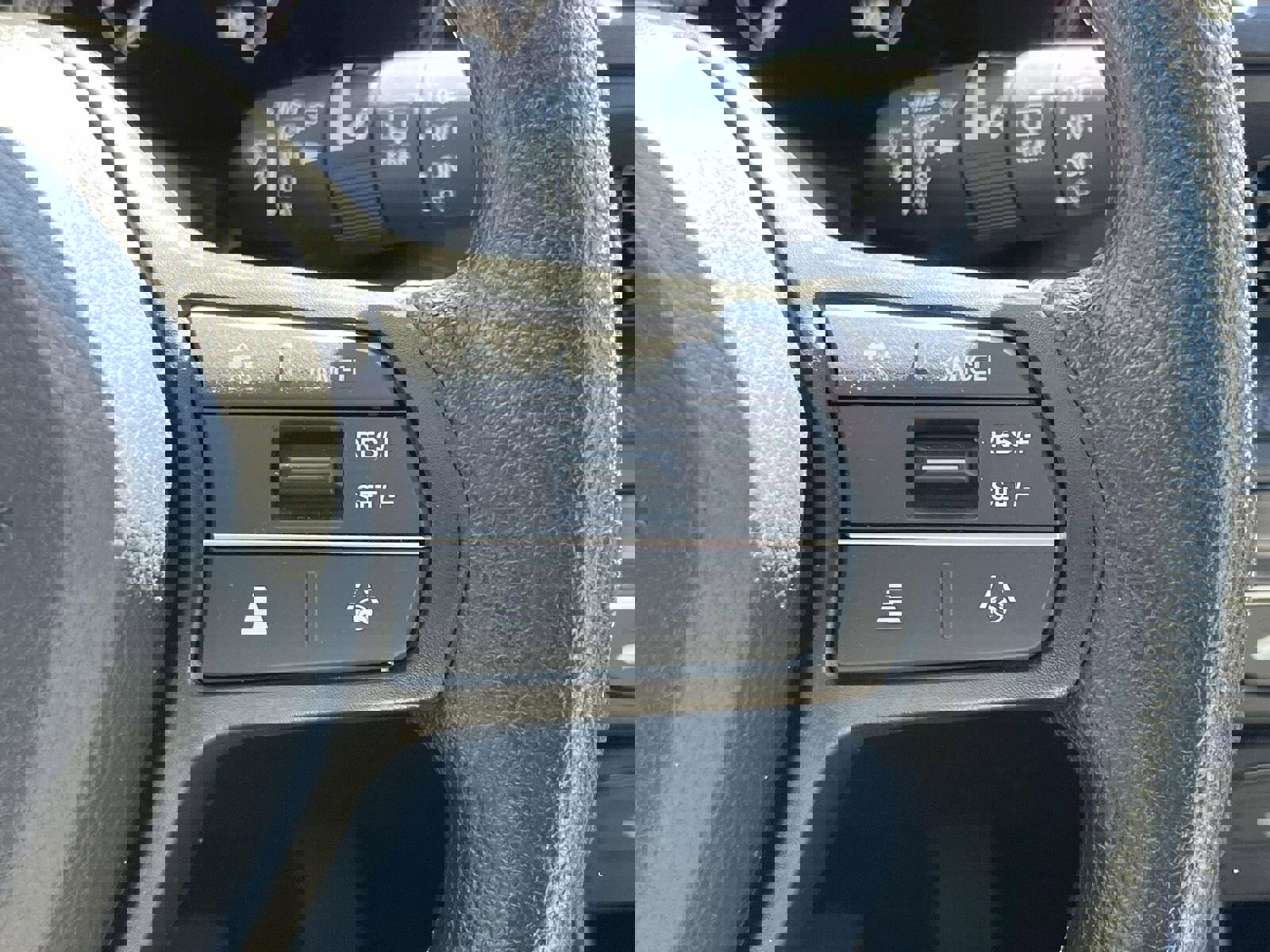 Used 2025 Honda CR-V EX image 21