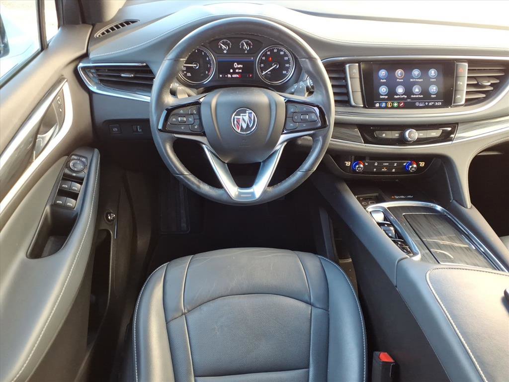 Used 2023 Buick Enclave Essence w/ Experience Buick Package FWD image 17