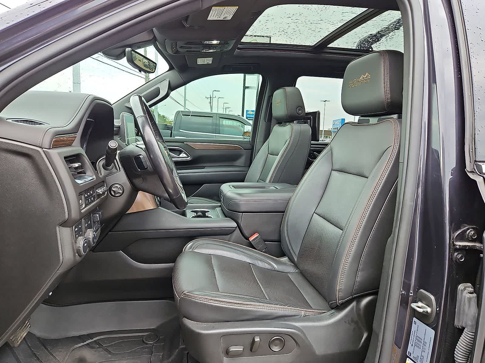 Used 2022 Chevrolet Tahoe High Country w/ Premium Package AWD/4WD image 26