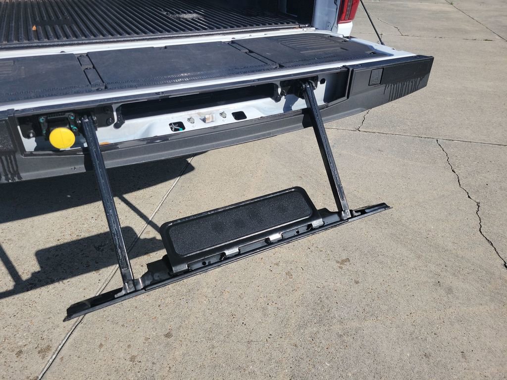 Used 2024 Ford F150 XLT w/ FX4 Off-Road Package image 26