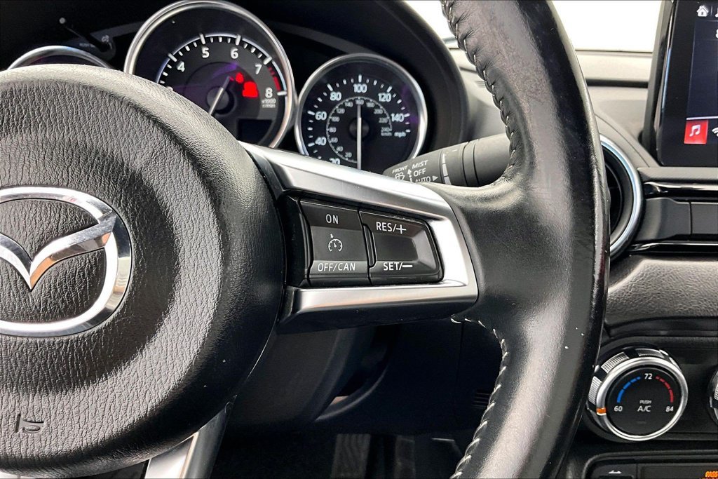 Used 2021 MAZDA MX-5 Miata RF Grand Touring RWD image 17