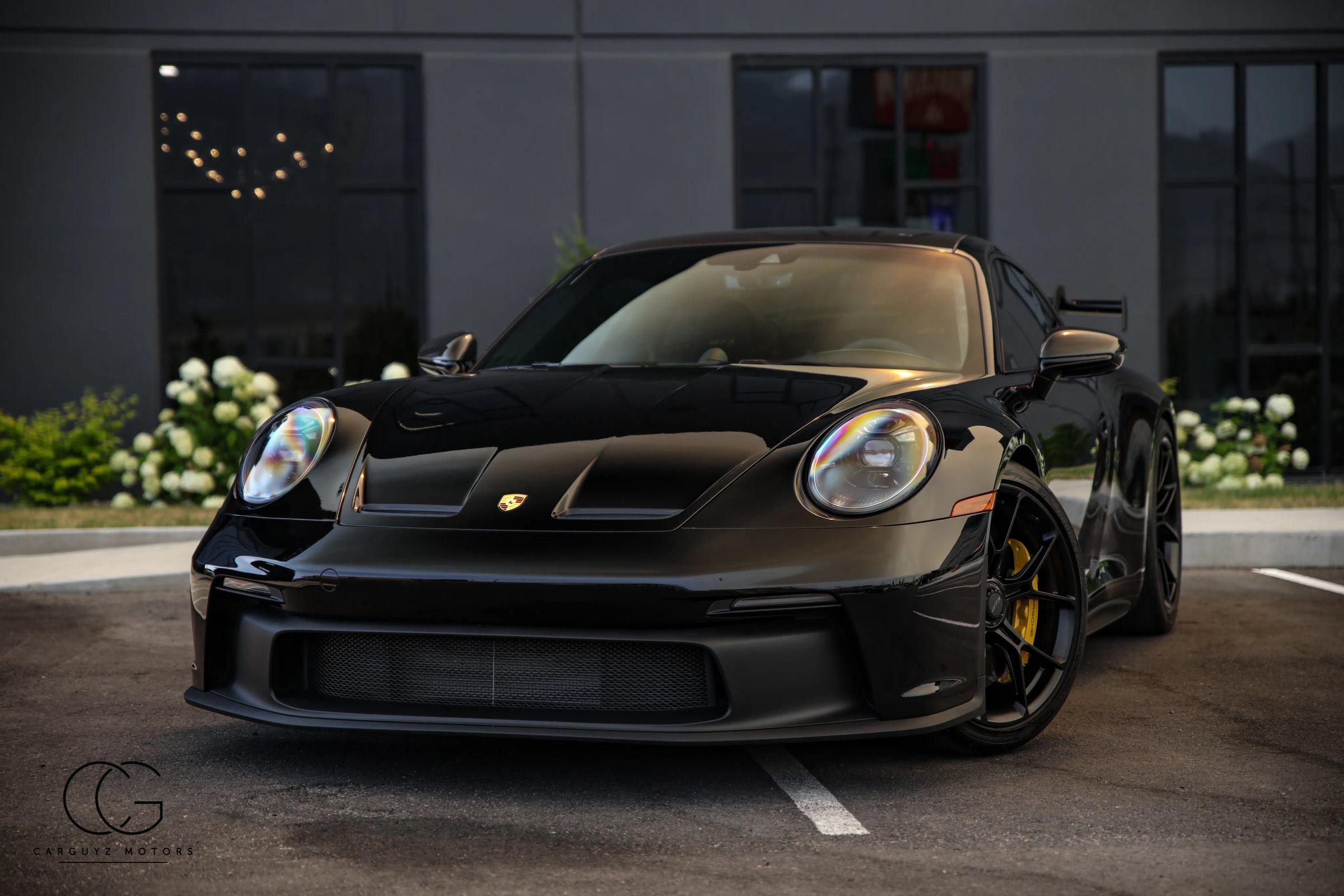 Used 2022 Porsche 911 GT3 RWD image 2