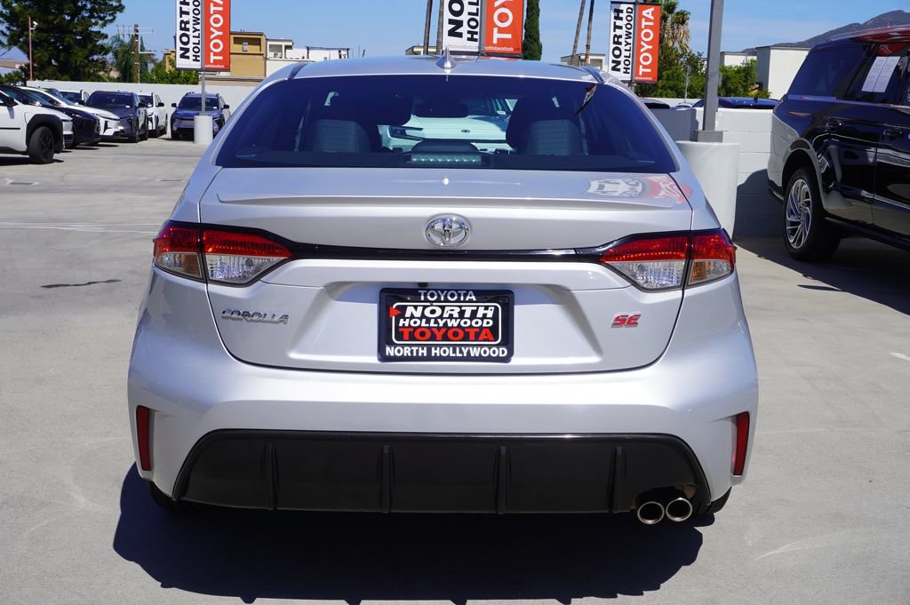 Certified 2025 Toyota Corolla SE FWD image 6