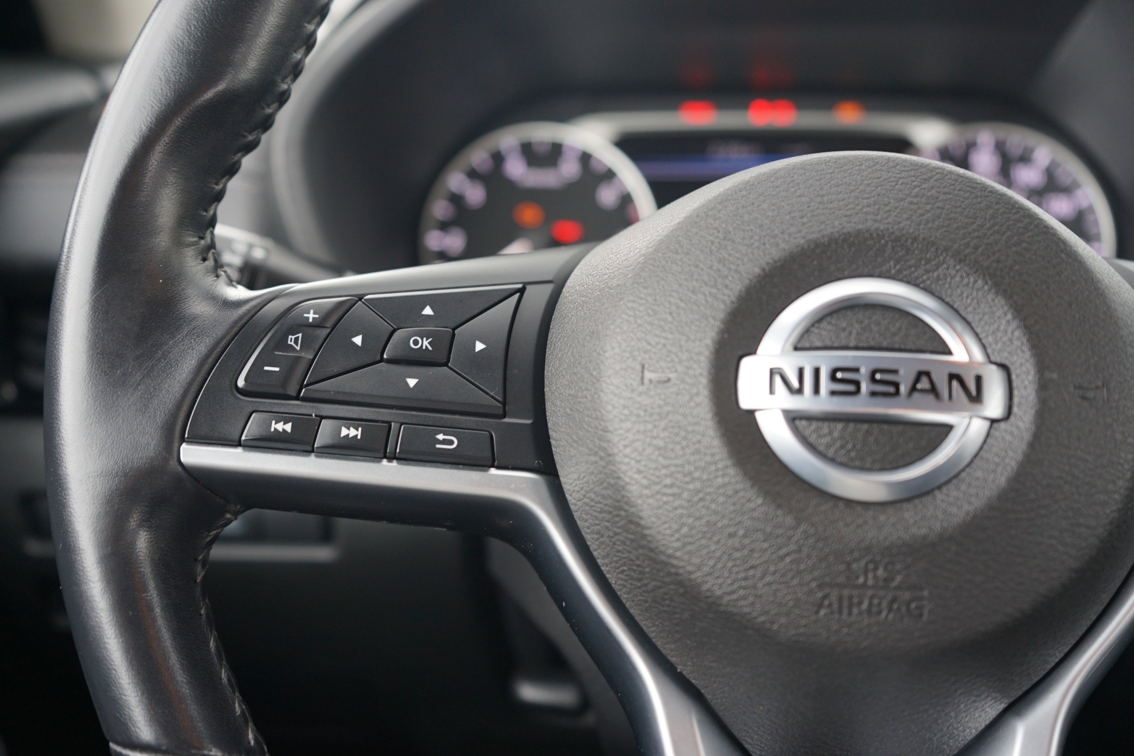 Used 2021 Nissan Sentra SV image 13