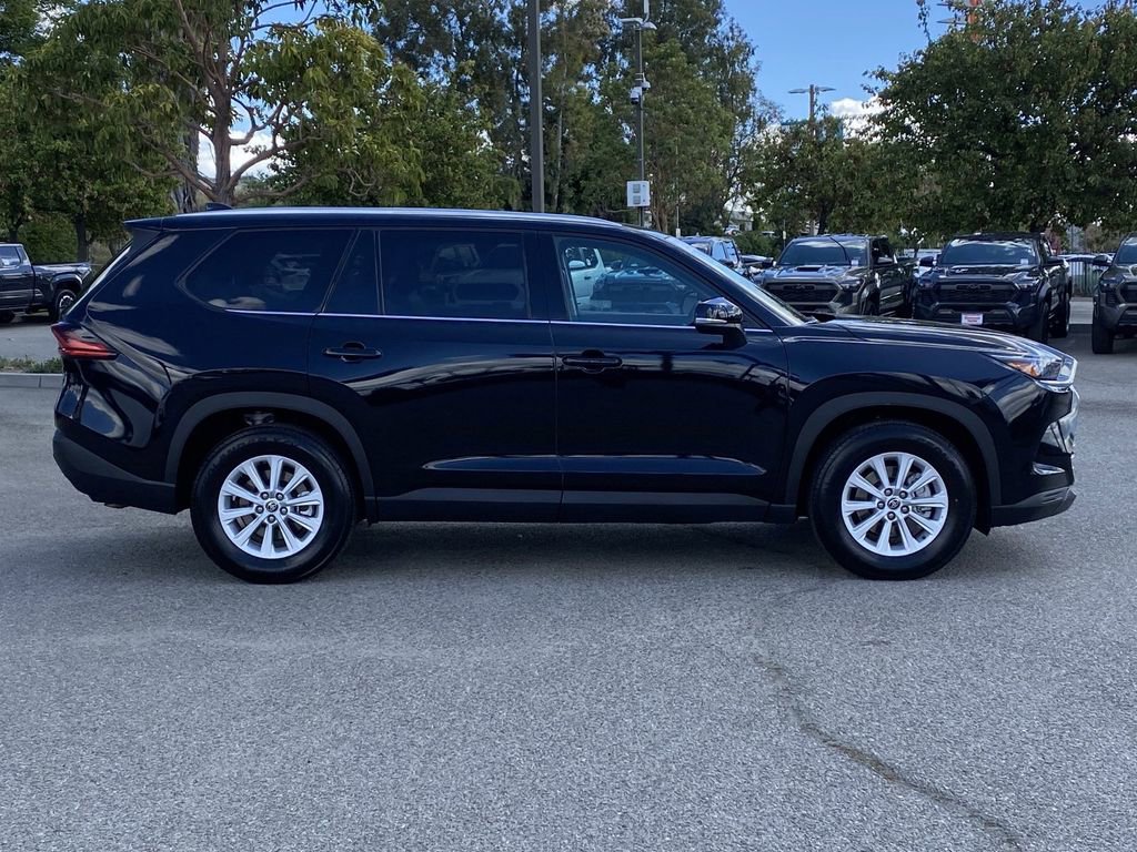 Certified 2025 Toyota Grand Highlander AWD image 44