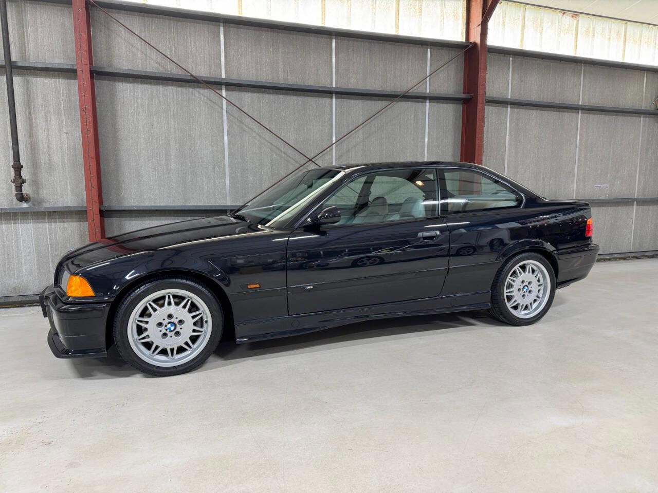 Used 1995 BMW M3 Coupe image 6