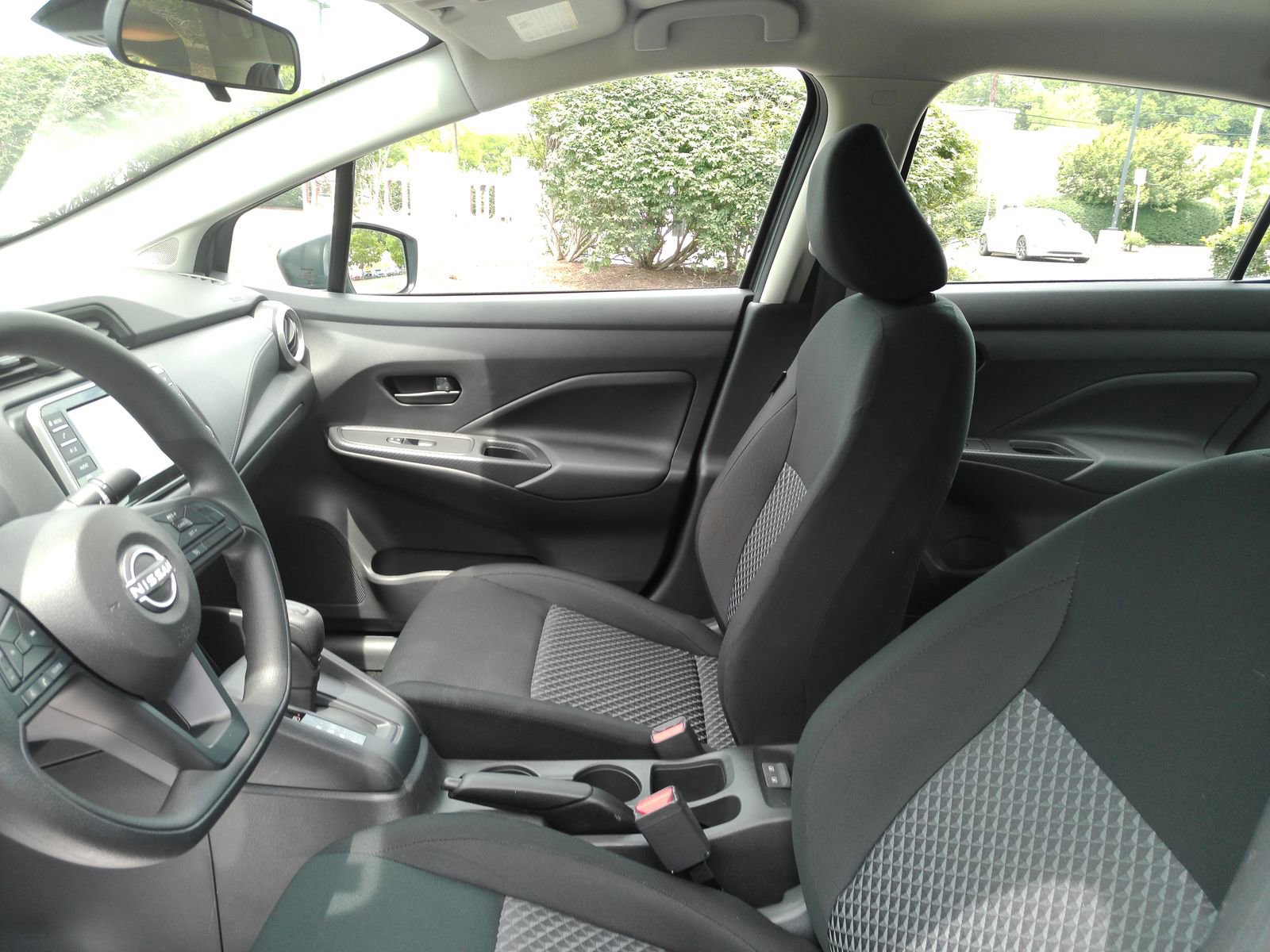 Used 2023 Nissan Versa S w/ Trunk Package FWD image 10
