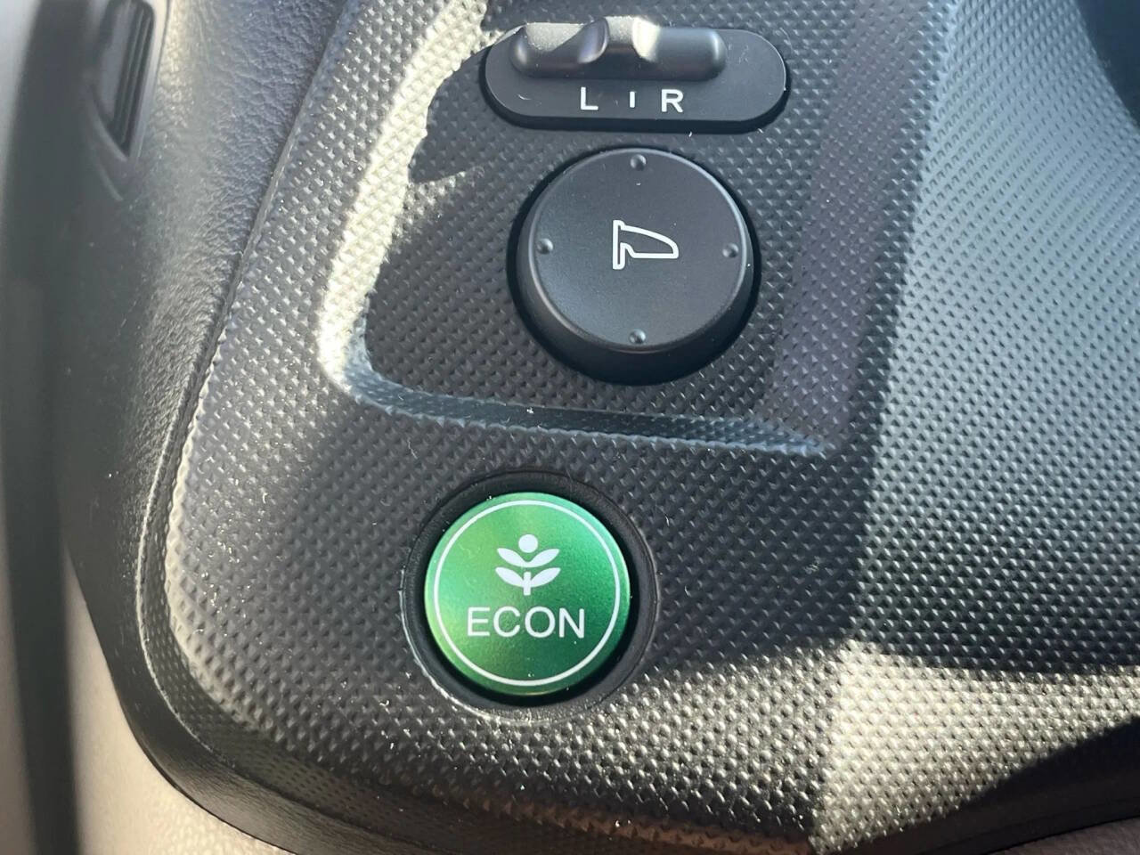 Used 2014 Honda Insight image 18