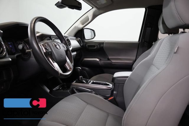 Certified 2019 Toyota Tacoma SR5 AWD/4WD image 11