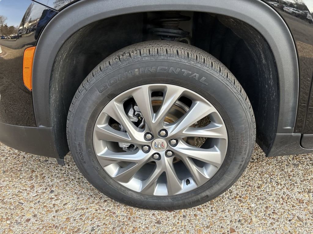 Certified 2025 Buick Enclave Preferred image 33