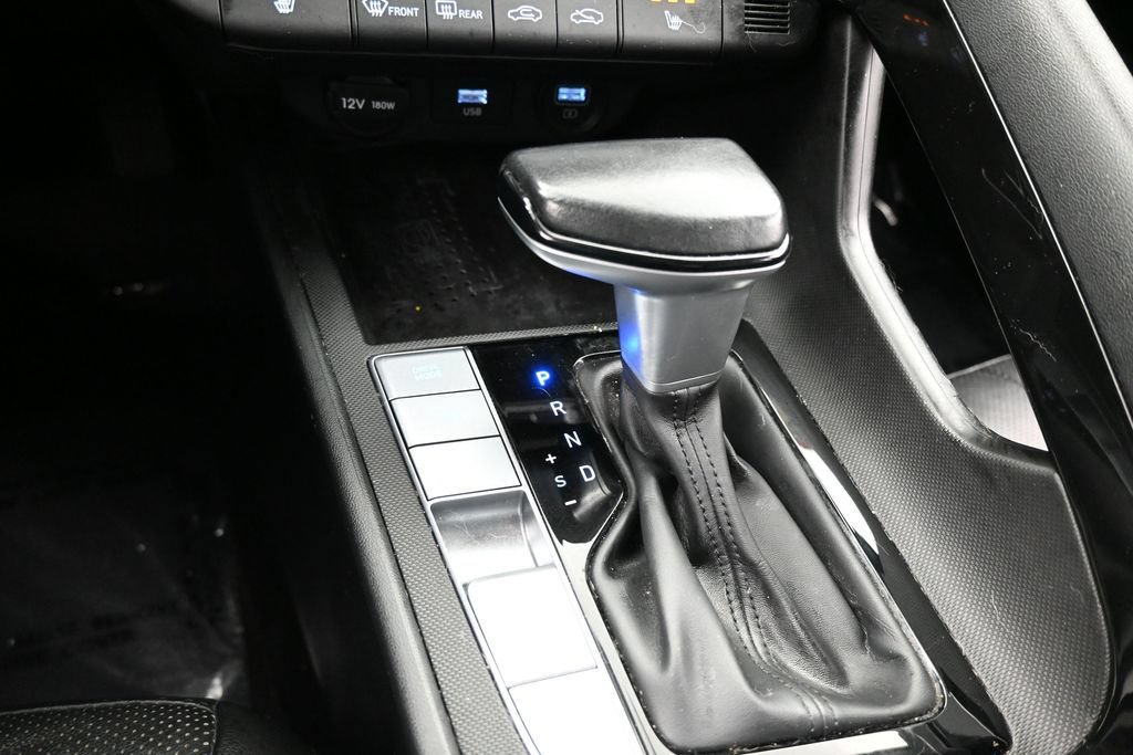 Used 2022 Hyundai Elantra Limited FWD image 29