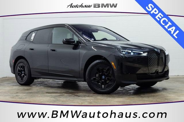 Used 2025 BMW iX xDrive50 w/ Premium Package AWD/4WD image 1