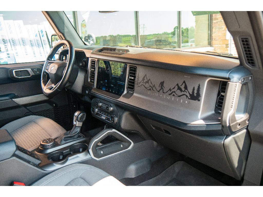 Used 2023 Ford Bronco Outer Banks w/ Sasquatch Package AWD/4WD image 13