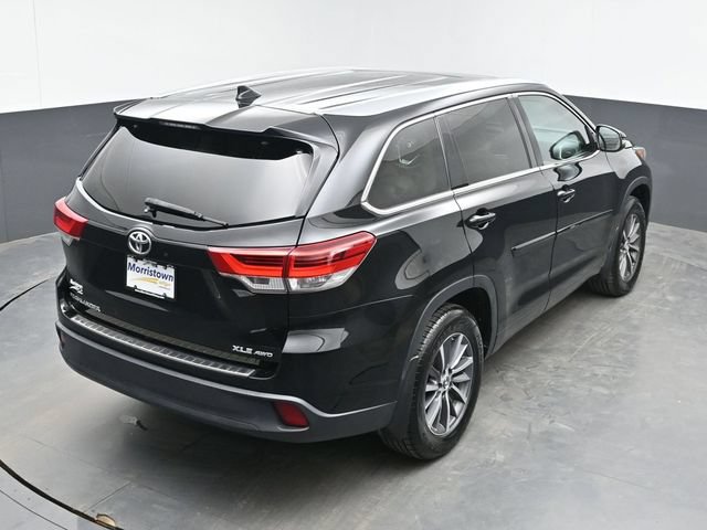 Used 2018 Toyota Highlander XLE w/ Protection Package #3 AWD/4WD image 44