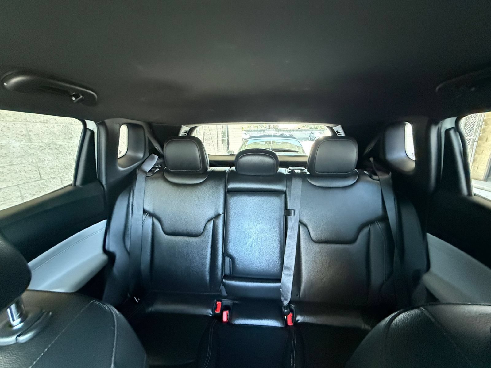 Used 2025 Jeep Compass Limited AWD/4WD image 39