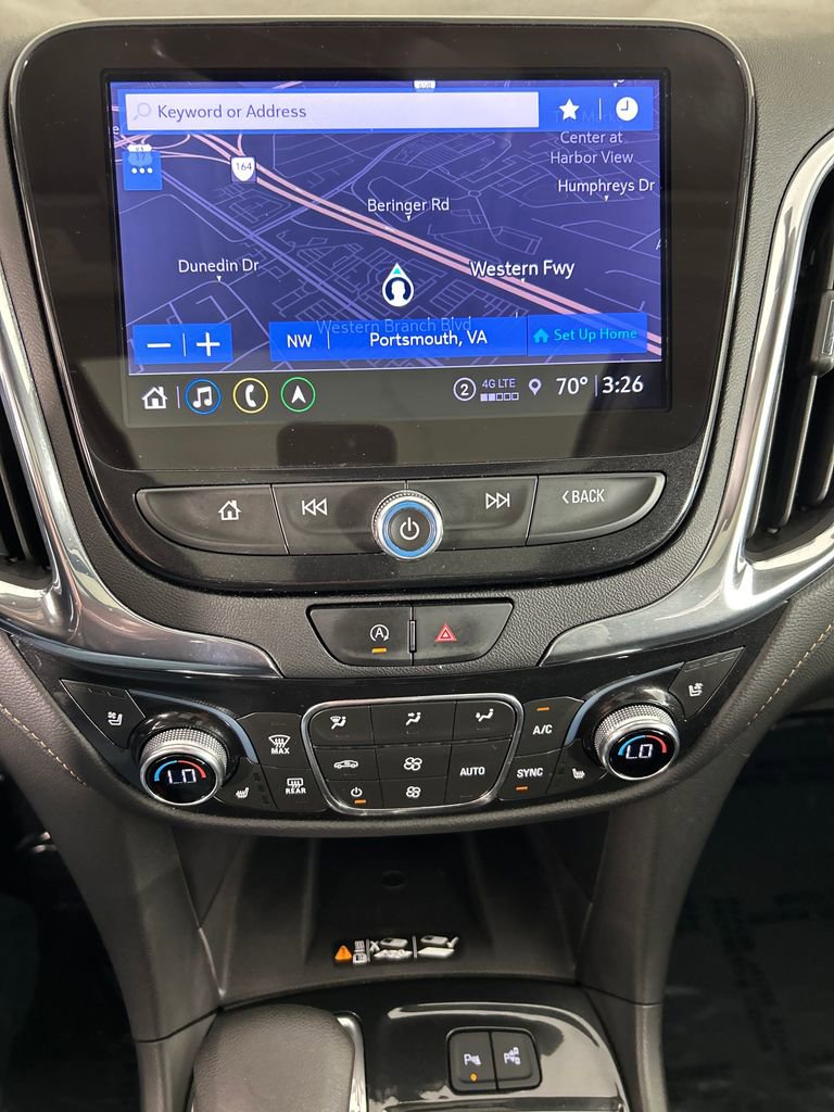 Used 2023 Chevrolet Equinox Premier image 14