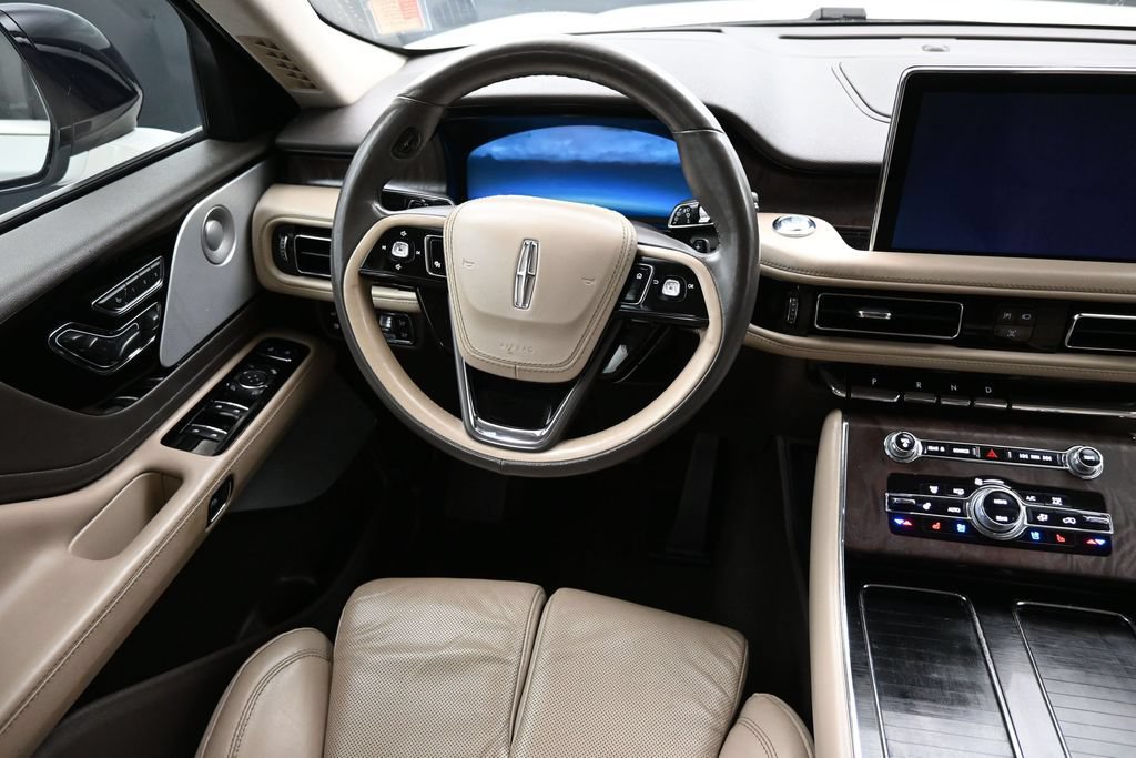 Used 2021 Lincoln Aviator Grand Touring w/ Equipment Group 302A AWD/4WD image 12