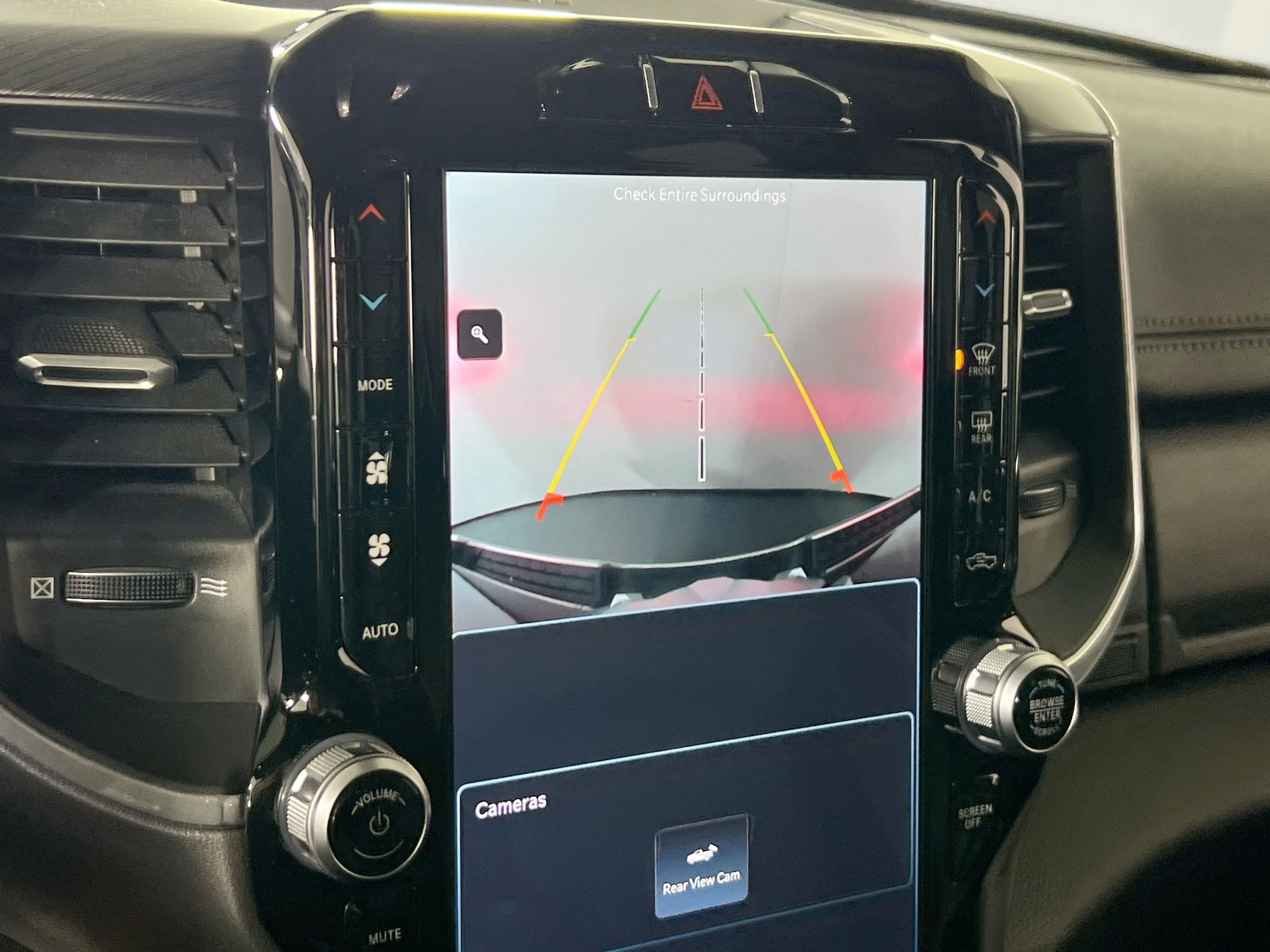 Used 2023 RAM 1500 Laramie image 14