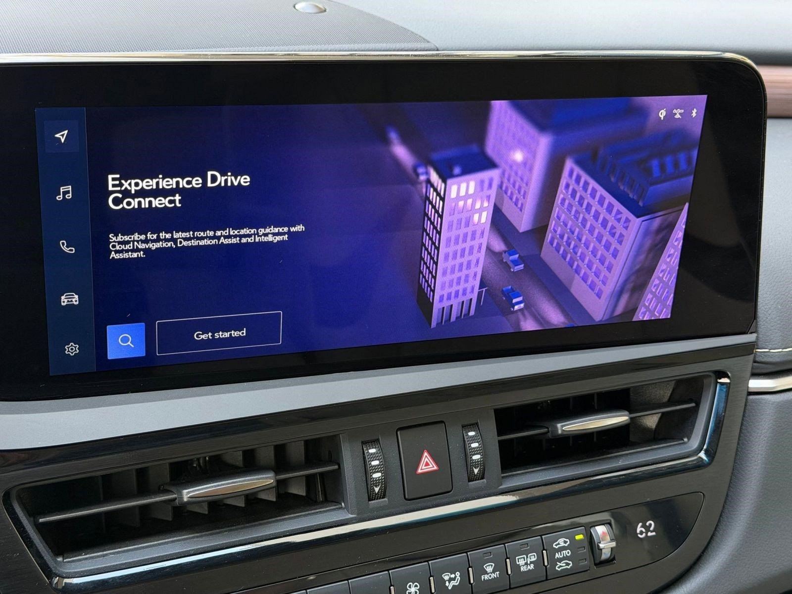 Certified 2025 Lexus ES 300h Ultra Luxury w/ Accessory Package (Z1) FWD image 30