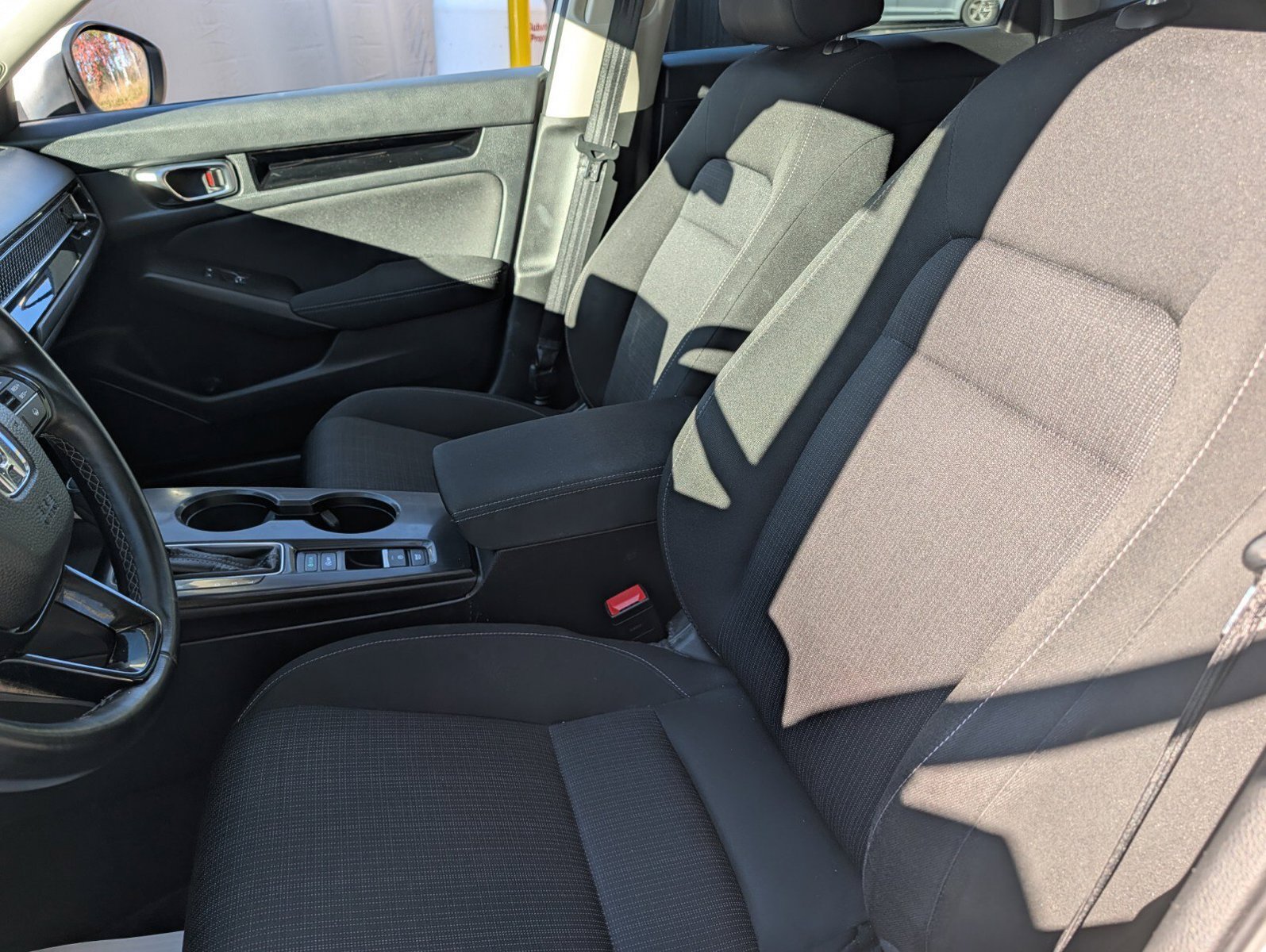 Used 2022 Honda Civic EX image 16