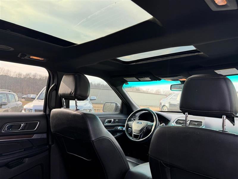 Used 2017 Ford Explorer Limited w/ Equipment Group 303A image 15