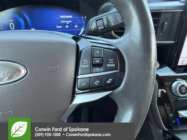 Used 2022 Ford Explorer Platinum w/ Equipment Group 601A AWD/4WD image 27