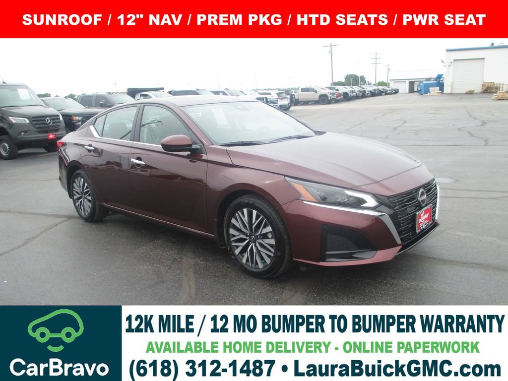 Used 2024 Nissan Altima 2.5 SV w/ SV Premium Package FWD image 1