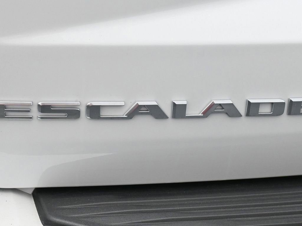 Used 2024 Cadillac Escalade ESV Premium Luxury w/ Performance Package image 23