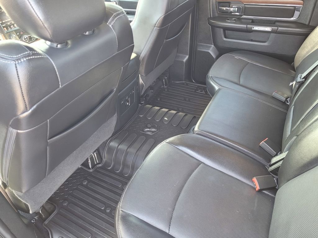 Used 2017 RAM 1500 Laramie w/ Convenience Group AWD/4WD image 11