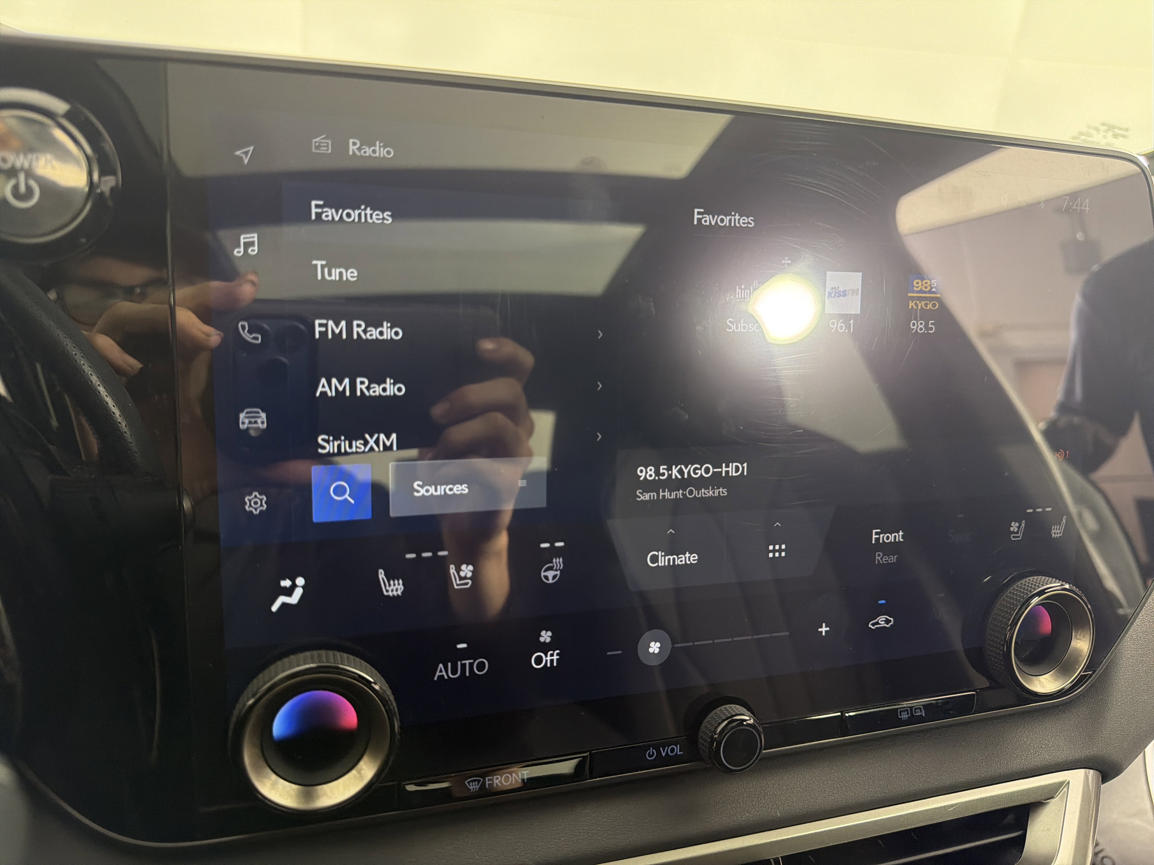 Used 2024 Lexus RX 500h F Sport w/ Convenience Package image 28