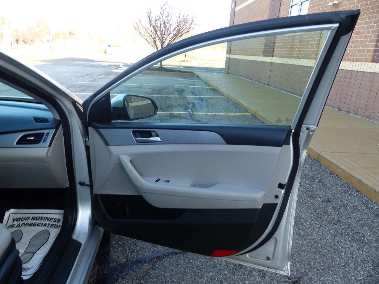 Used 2018 Hyundai Sonata SE image 40