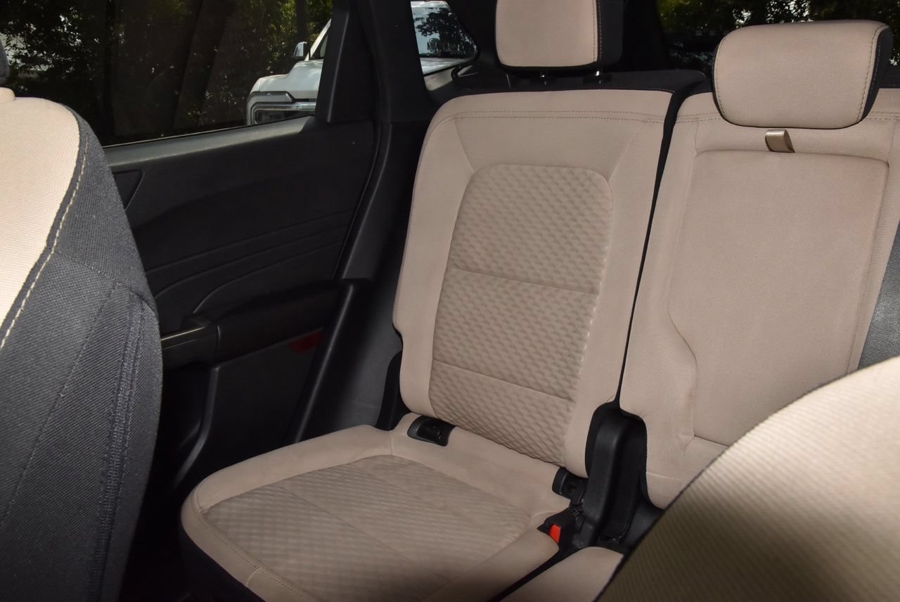 Used 2021 Ford Escape SE w/ SE Sport Appearance Package FWD image 19