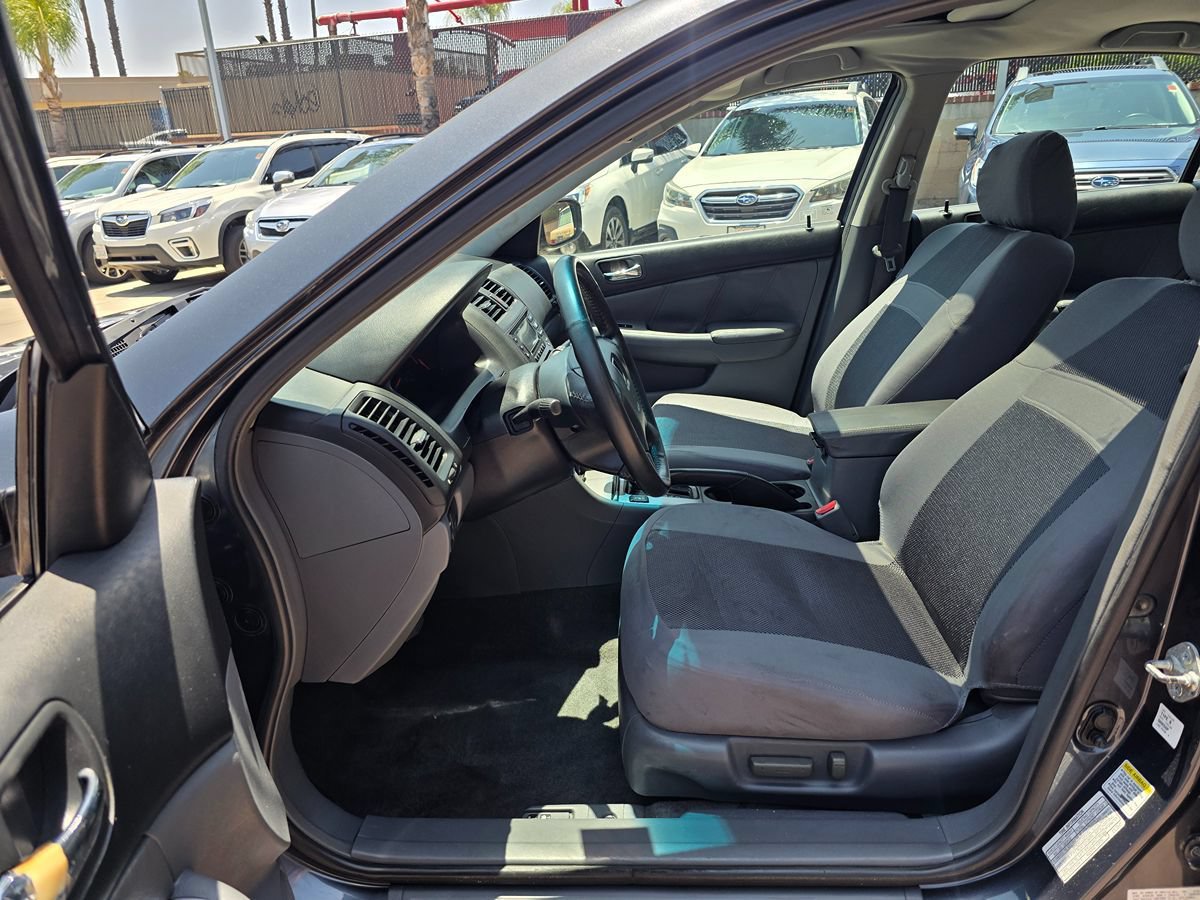 Used 2003 Honda Accord EX image 16