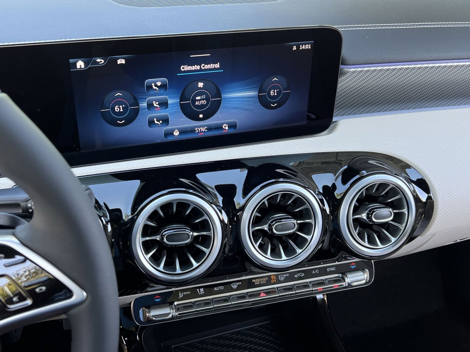 New 2025 Mercedes-Benz CLA 250 4MATIC image 19