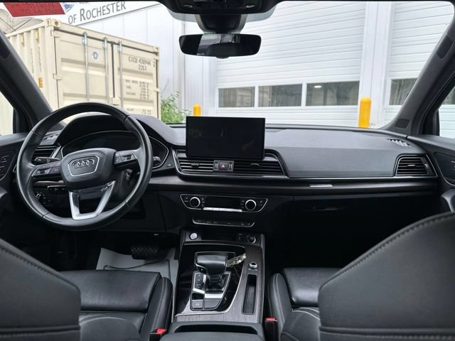 Used 2023 Audi Q5 2.0T Premium Plus w/ Premium Plus Package AWD/4WD image 18