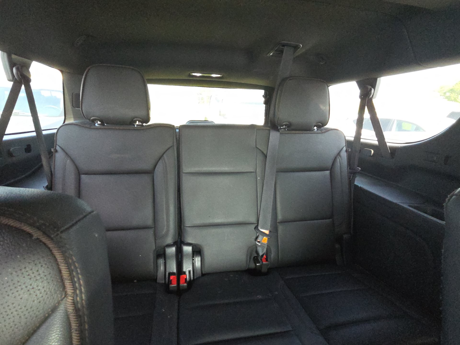 Used 2023 Chevrolet Suburban High Country AWD/4WD image 14