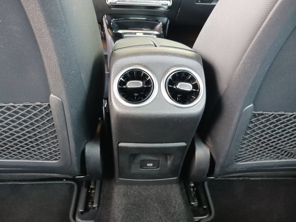 Used 2025 Mercedes-Benz CLA 250 image 23