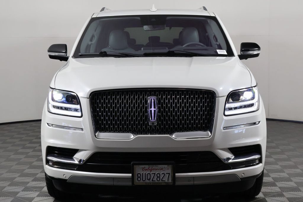 Used 2020 Lincoln Navigator Reserve w/ Luxury Package AWD/4WD image 2
