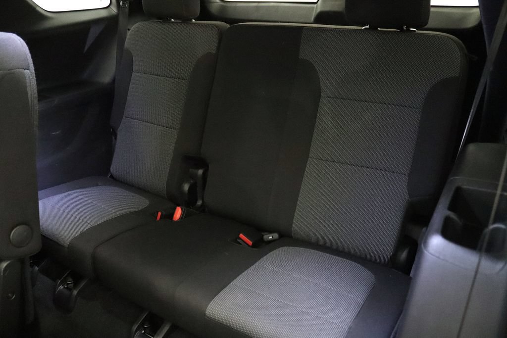 Used 2023 Chevrolet Traverse LT w/ LPO, Floor Liner Package AWD/4WD image 10