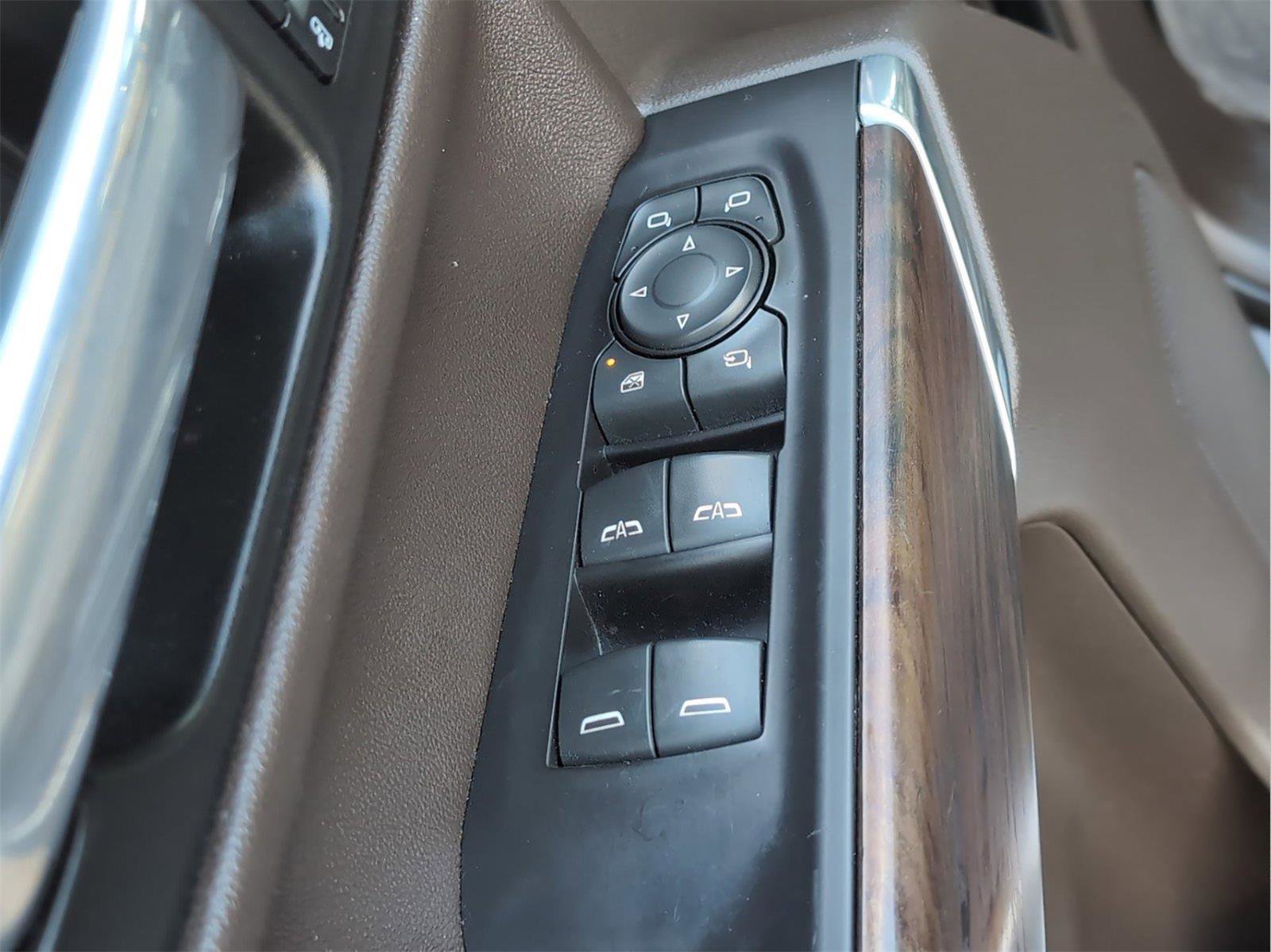 Used 2021 GMC Sierra 1500 SLT w/ SLT Premium Package image 16