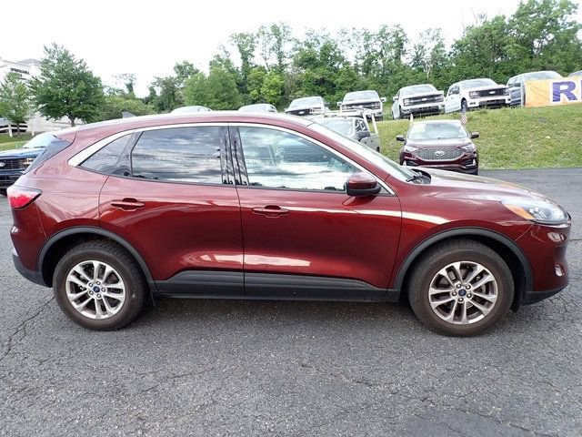 Used 2021 Ford Escape SE w/ Cold Weather Package AWD/4WD image 7