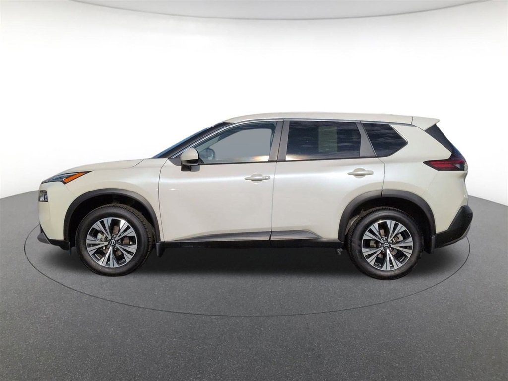 Used 2023 Nissan Rogue SV image 8