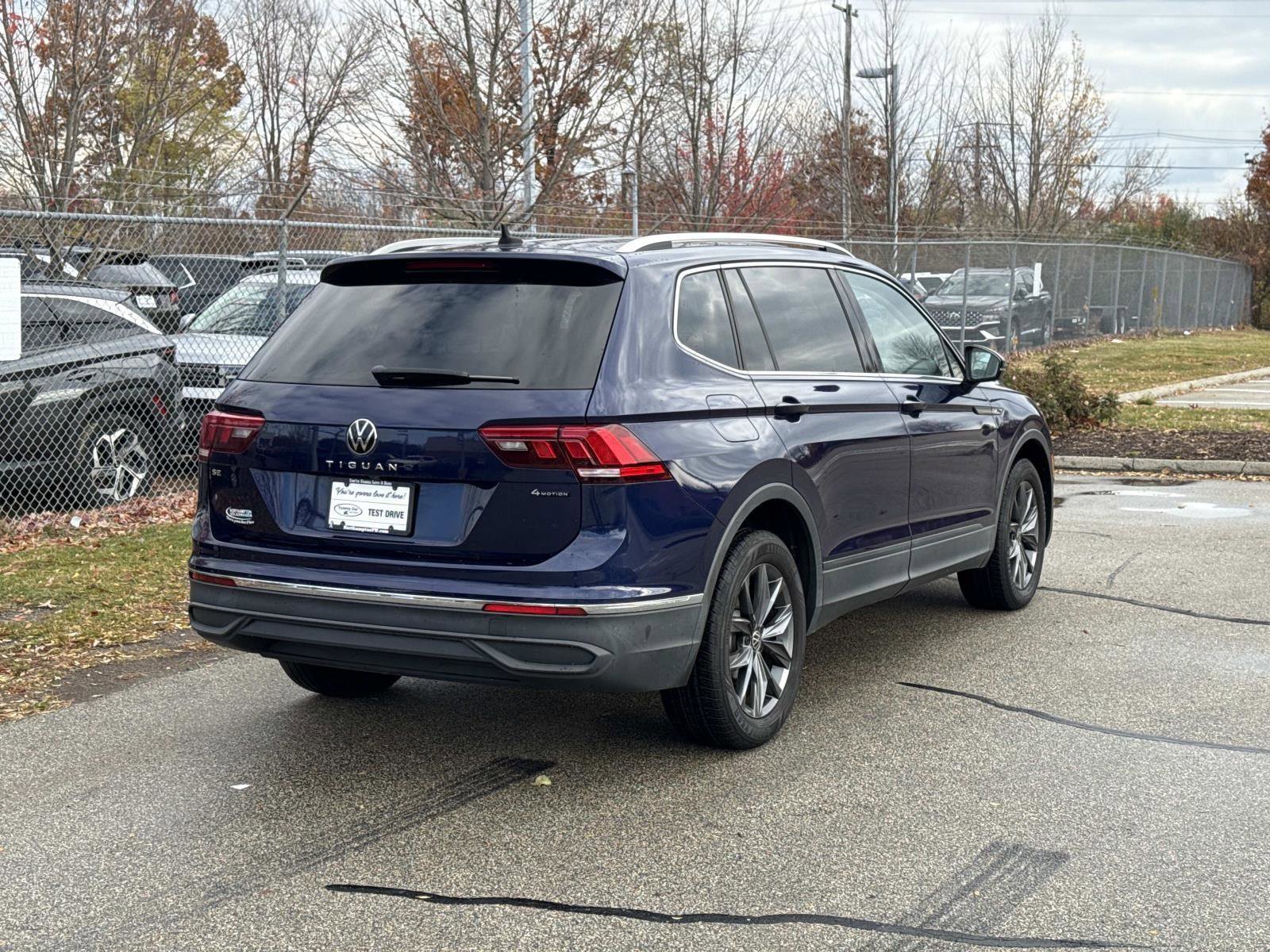 Certified 2022 Volkswagen Tiguan SE image 5