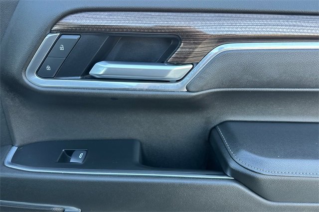 Used 2025 Chevrolet Silverado 1500 LT image 21